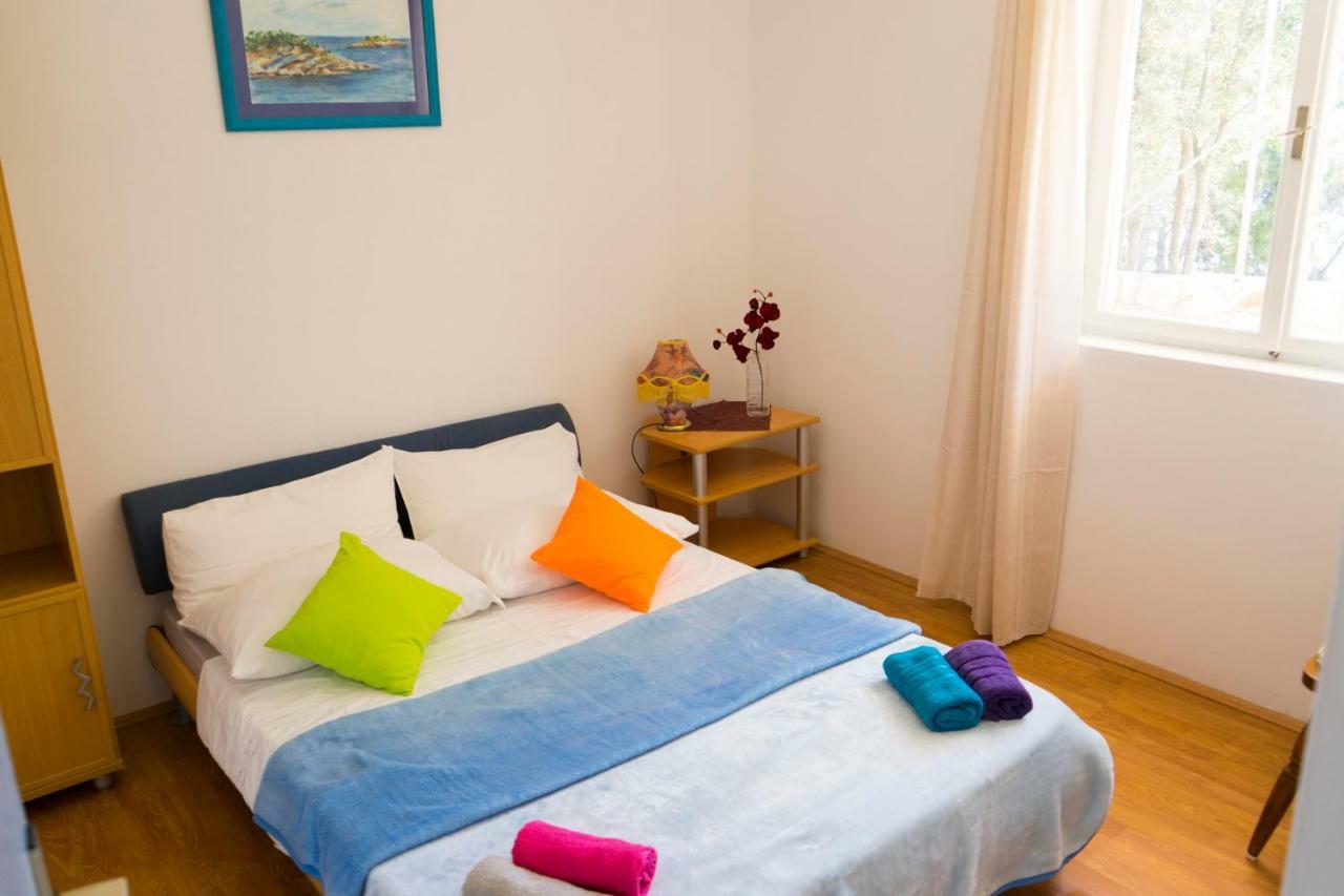 Tania Apartment Prižba Kültér fotó